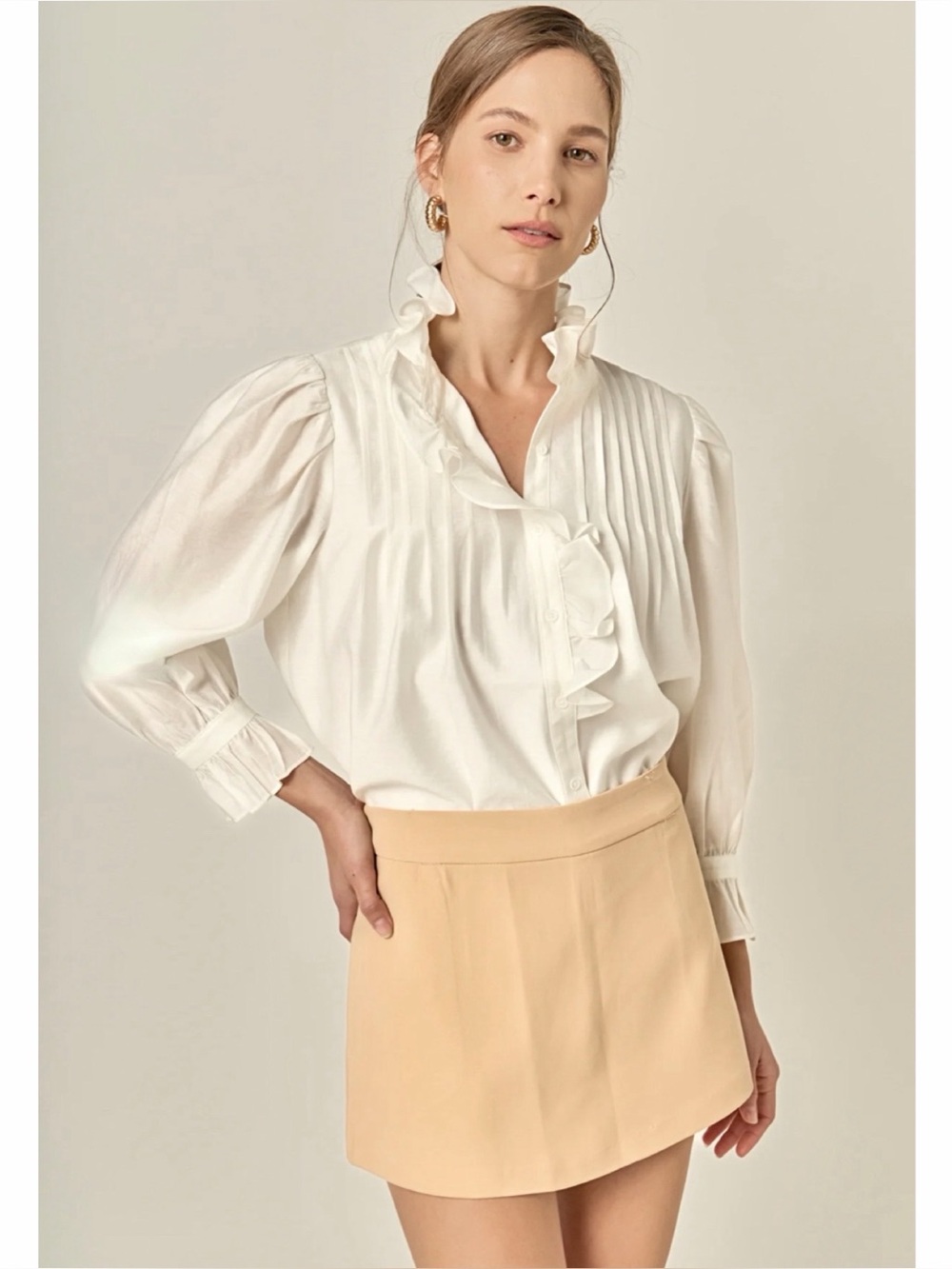 New w/ Tags English Factory Ruffle Blouse in White size XS